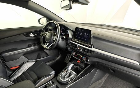 KIA Cerato IV, 2022 год, 2 485 000 рублей, 13 фотография