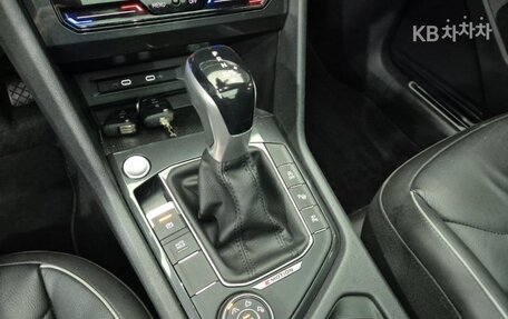 Volkswagen Tiguan II, 2023 год, 2 699 017 рублей, 9 фотография