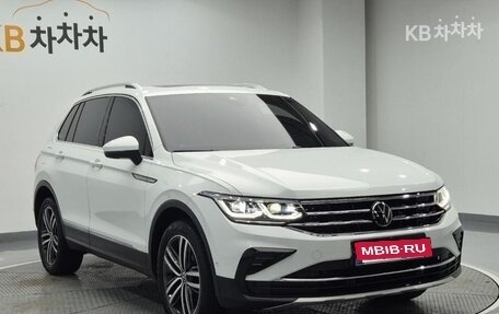 Volkswagen Tiguan II, 2023 год, 2 699 017 рублей, 4 фотография