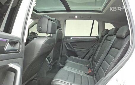 Volkswagen Tiguan II, 2023 год, 2 699 017 рублей, 11 фотография
