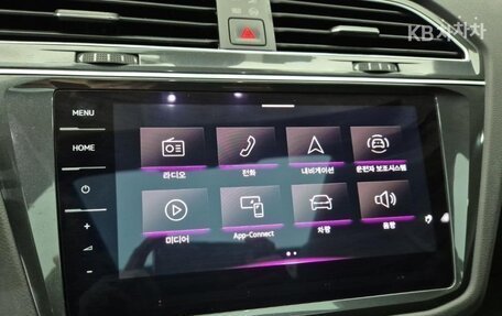 Volkswagen Tiguan II, 2023 год, 2 699 017 рублей, 13 фотография