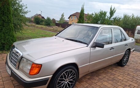 Mercedes-Benz W124, 1988 год, 430 000 рублей, 3 фотография