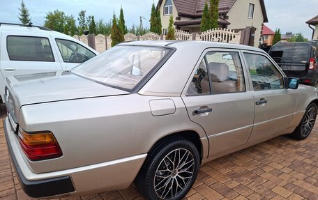 Mercedes-Benz W124, 1988 год, 430 000 рублей, 4 фотография