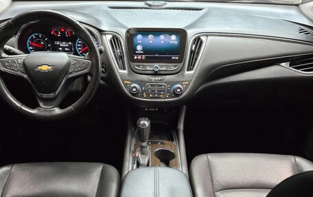 Chevrolet Malibu IX, 2022 год, 1 233 000 рублей, 6 фотография