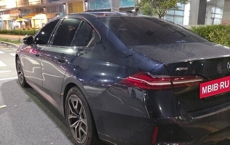 BMW 5 серия, 2026 год, 7 690 000 рублей, 3 фотография
