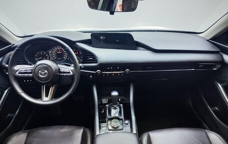 Mazda 3, 2023 год, 1 300 000 рублей, 9 фотография