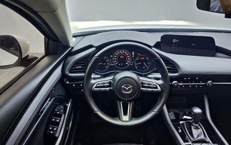 Mazda 3, 2023 год, 1 300 000 рублей, 10 фотография