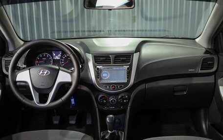 Hyundai Solaris II рестайлинг, 2011 год, 649 000 рублей, 5 фотография