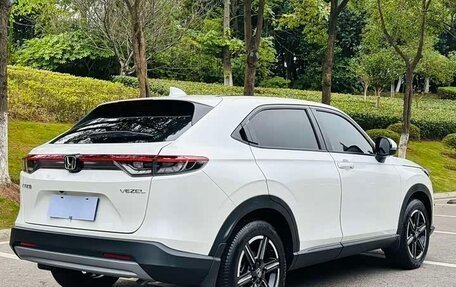 Honda Vezel, 2023 год, 1 397 406 рублей, 6 фотография