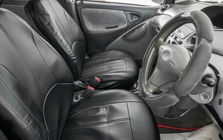 Toyota Vitz, 2000 год, 349 000 рублей, 11 фотография