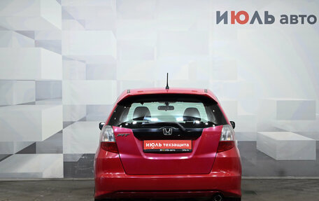 Honda Fit III, 2010 год, 890 000 рублей, 6 фотография