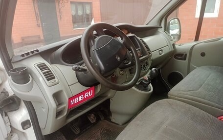 Renault Trafic, 2011 год, 1 100 000 рублей, 7 фотография