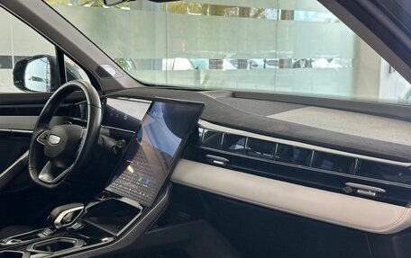 Geely Atlas, 2024 год, 2 975 000 рублей, 8 фотография