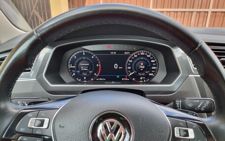 Volkswagen Tiguan II, 2018 год, 3 600 000 рублей, 12 фотография