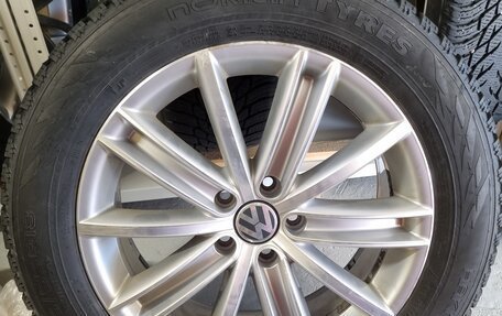 Volkswagen Tiguan II, 2018 год, 3 600 000 рублей, 32 фотография