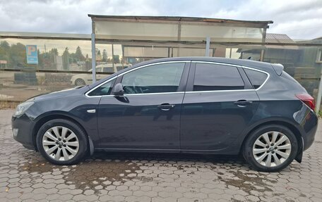 Opel Astra J, 2011 год, 629 000 рублей, 8 фотография