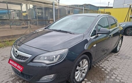 Opel Astra J, 2011 год, 629 000 рублей, 13 фотография