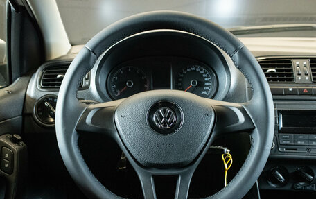 Volkswagen Polo VI (EU Market), 2016 год, 1 050 000 рублей, 5 фотография