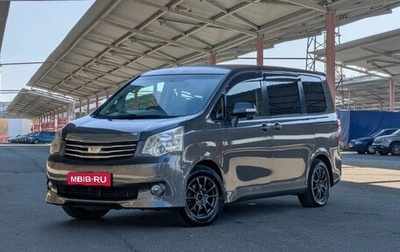Toyota Noah III, 2012 год, 1 699 900 рублей, 1 фотография