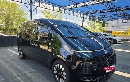 Hyundai Staria, 2025 год, 9 000 000 рублей, 2 фотография