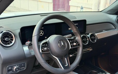 Mercedes-Benz GLB, 2022 год, 1 950 000 рублей, 9 фотография