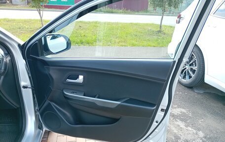 KIA Rio III рестайлинг, 2013 год, 900 000 рублей, 9 фотография