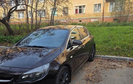 Opel Astra J, 2014 год, 860 000 рублей, 3 фотография