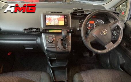 Toyota Wish II, 2017 год, 1 514 000 рублей, 3 фотография
