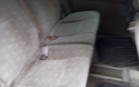 Nissan Liberty, 2002 год, 310 000 рублей, 4 фотография