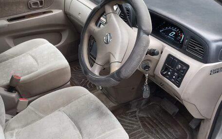 Nissan Liberty, 2002 год, 310 000 рублей, 3 фотография