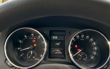 Skoda Yeti I рестайлинг, 2014 год, 800 000 рублей, 24 фотография