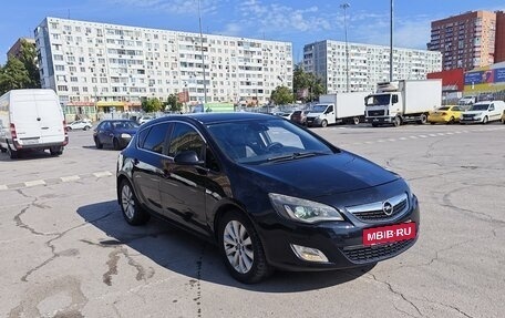 Opel Astra J, 2010 год, 420 000 рублей, 2 фотография