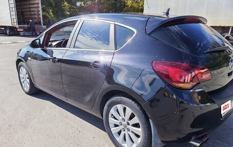 Opel Astra J, 2010 год, 420 000 рублей, 8 фотография