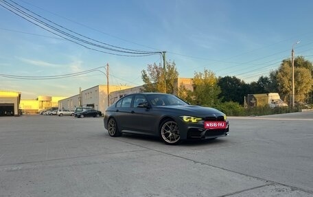 BMW 3 серия, 2018 год, 3 800 000 рублей, 2 фотография