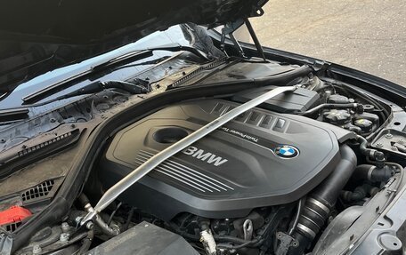 BMW 3 серия, 2018 год, 3 800 000 рублей, 13 фотография