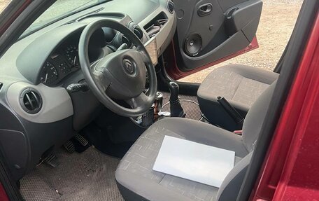 Renault Logan I, 2011 год, 320 000 рублей, 3 фотография