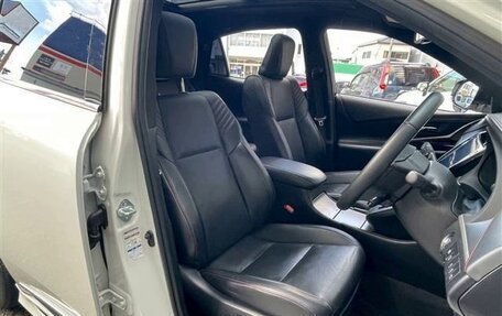 Toyota Harrier, 2019 год, 2 419 000 рублей, 14 фотография