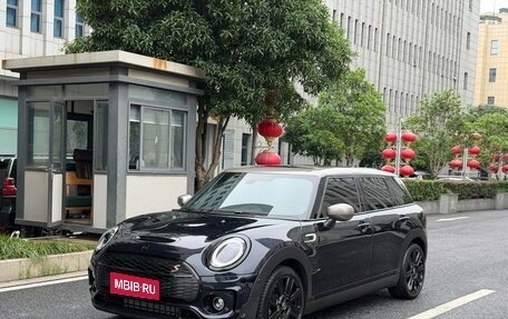 MINI Clubman, 2023 год, 1 800 000 рублей, 1 фотография