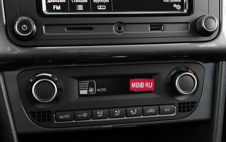 Volkswagen Polo VI (EU Market), 2018 год, 1 750 000 рублей, 15 фотография