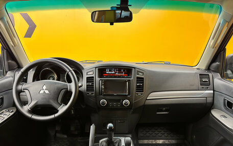 Mitsubishi Pajero IV, 2014 год, 2 199 000 рублей, 10 фотография