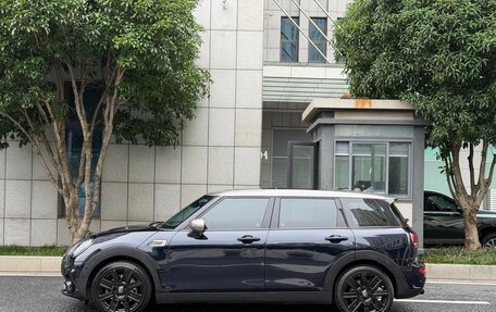 MINI Clubman, 2023 год, 1 800 000 рублей, 3 фотография