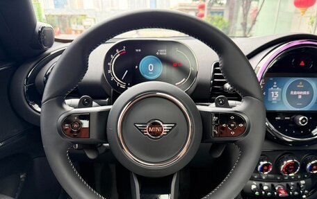 MINI Clubman, 2023 год, 1 800 000 рублей, 7 фотография