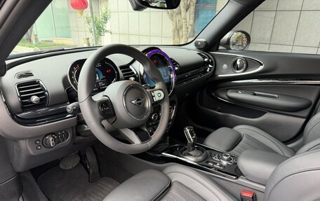 MINI Clubman, 2023 год, 1 800 000 рублей, 5 фотография