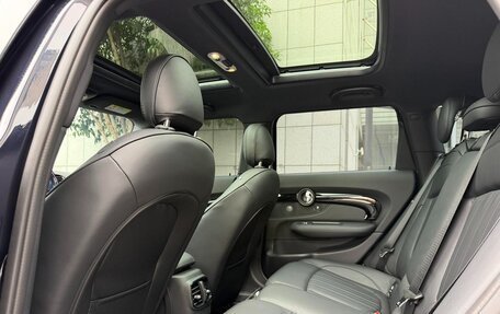 MINI Clubman, 2023 год, 1 800 000 рублей, 12 фотография