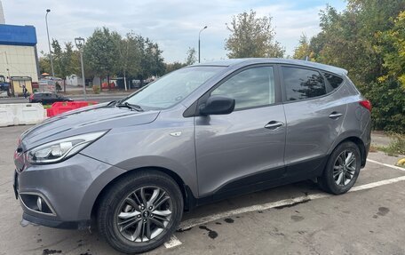 Hyundai ix35 I рестайлинг, 2014 год, 999 999 рублей, 5 фотография