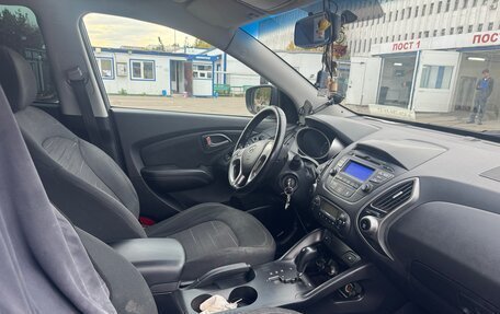 Hyundai ix35 I рестайлинг, 2014 год, 999 999 рублей, 2 фотография