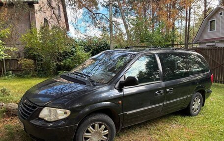 Chrysler Voyager IV, 2004 год, 850 000 рублей, 1 фотография