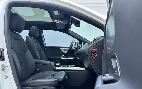 Mercedes-Benz GLA, 2022 год, 2 419 000 рублей, 11 фотография