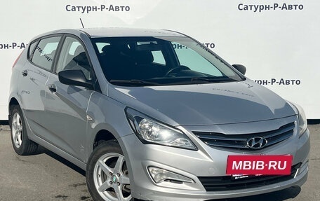 Hyundai Solaris II рестайлинг, 2014 год, 695 000 рублей, 3 фотография