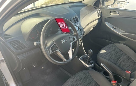 Hyundai Solaris II рестайлинг, 2014 год, 695 000 рублей, 7 фотография